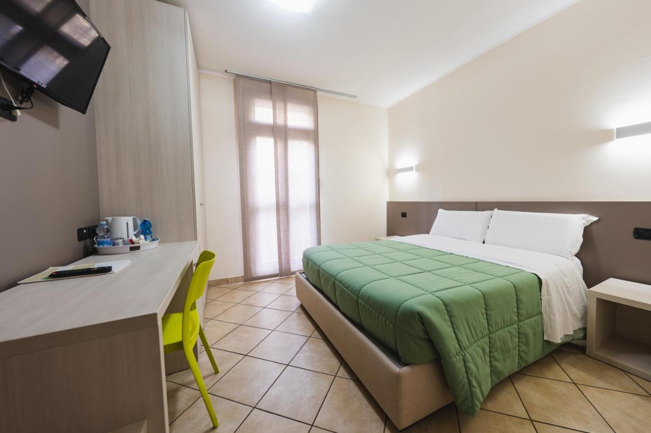 Parini Hotel Bosisio Parini Dış mekan fotoğraf