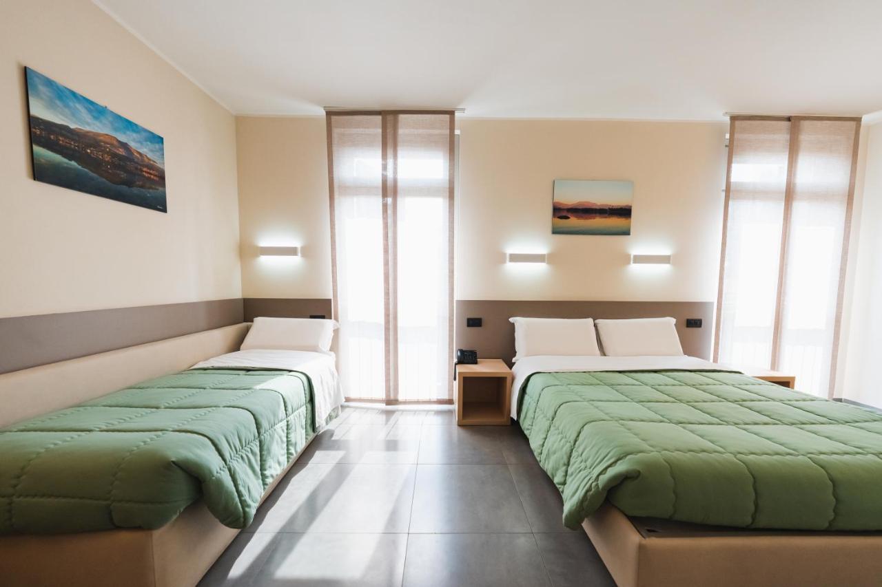 Parini Hotel Bosisio Parini Dış mekan fotoğraf