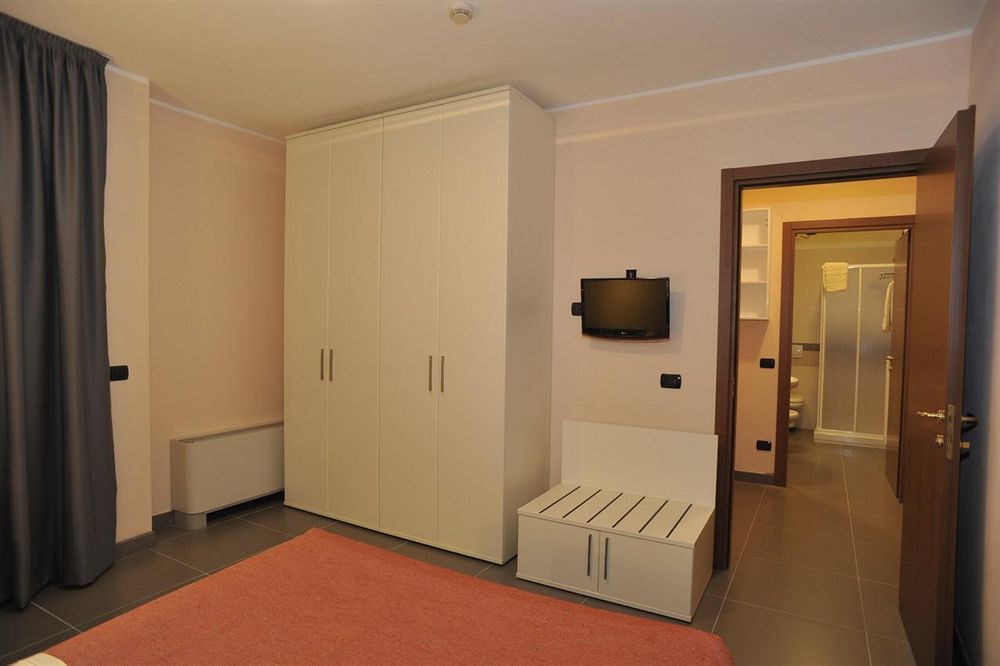 Parini Hotel Bosisio Parini Dış mekan fotoğraf