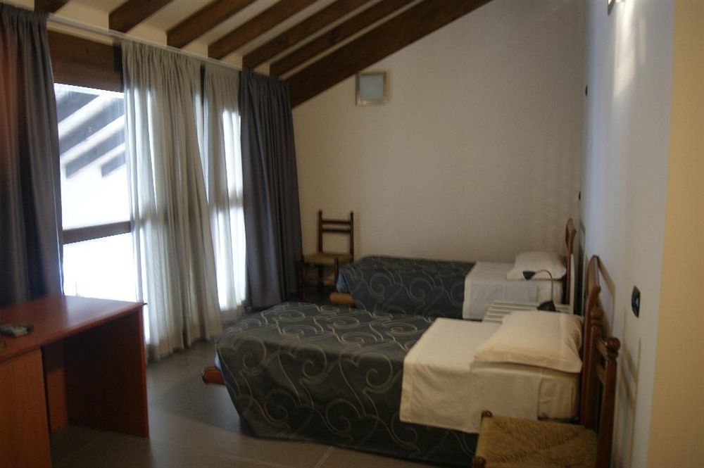 Parini Hotel Bosisio Parini Dış mekan fotoğraf