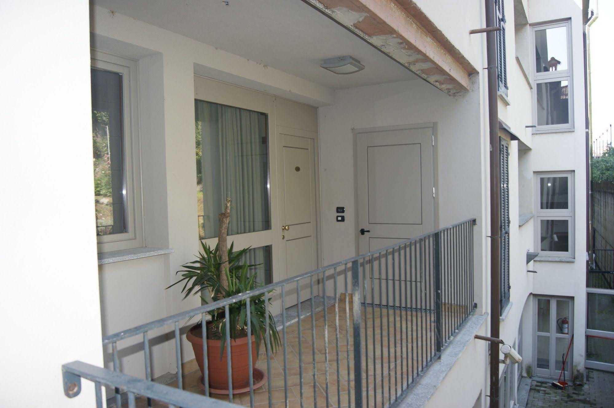 Parini Hotel Bosisio Parini Dış mekan fotoğraf