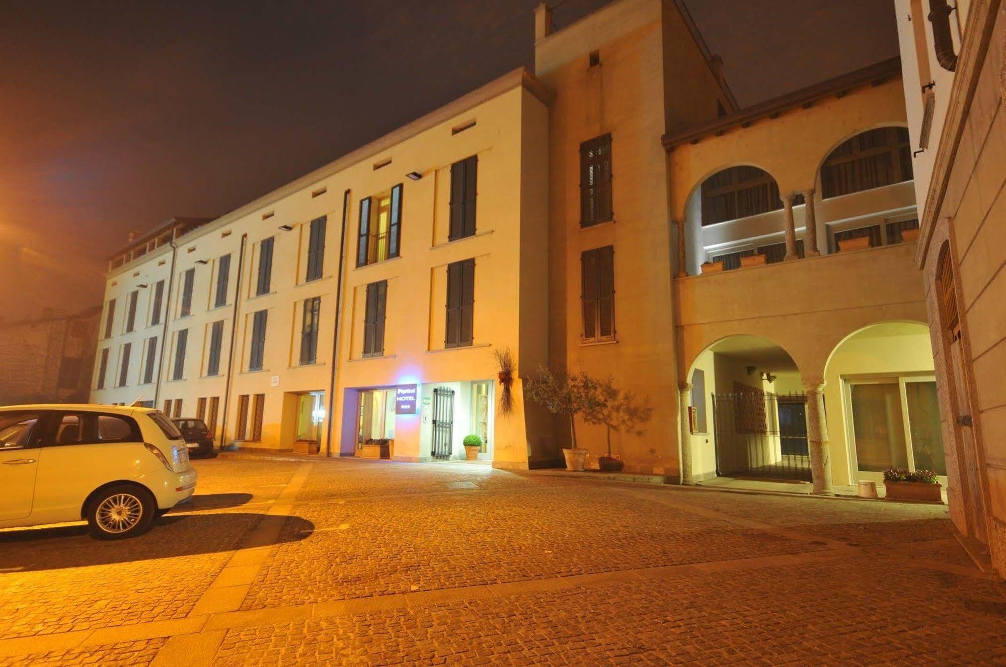 Parini Hotel Bosisio Parini Dış mekan fotoğraf