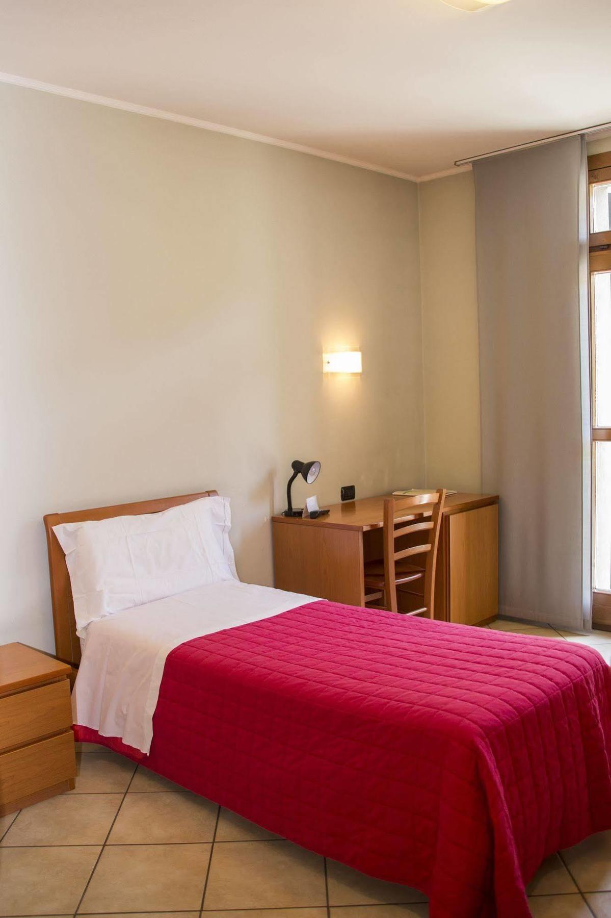 Parini Hotel Bosisio Parini Dış mekan fotoğraf